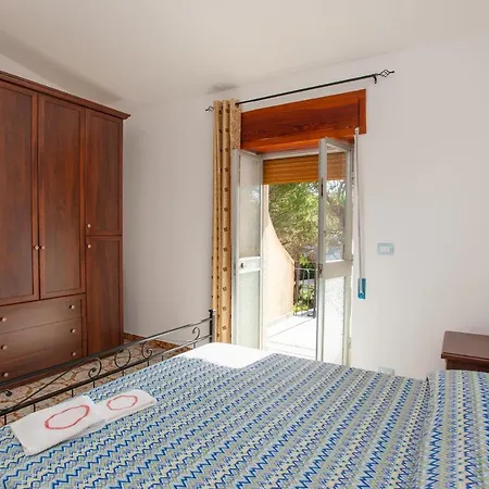Erminia House - Blue Flat Orosei