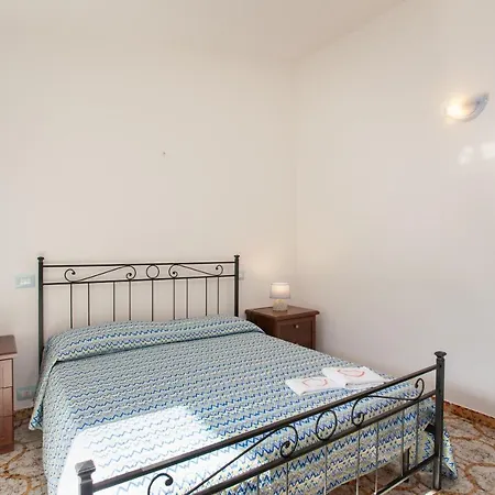 Erminia House - Blue Flat