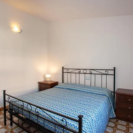 Erminia House - Blue Flat Apartament Orosei