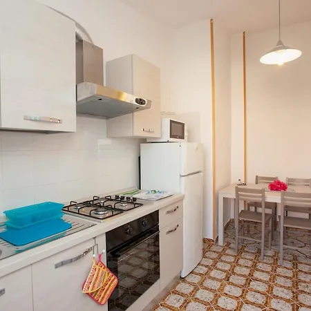 Erminia House - Blue Flat Apartament *
