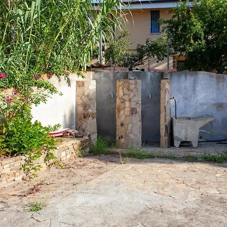 Erminia House - Blue Flat *